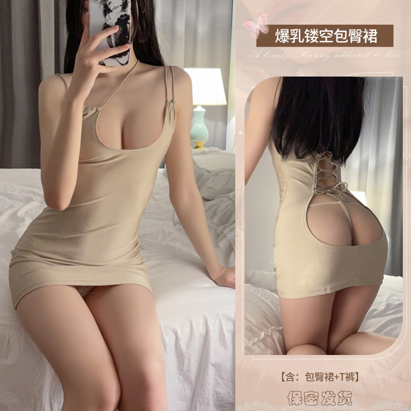 Image of Erotic underwear, sexy small breasts, gathered suspender pajamas, pure desire tie nightclub, water drops, hollow straps, hip group suit